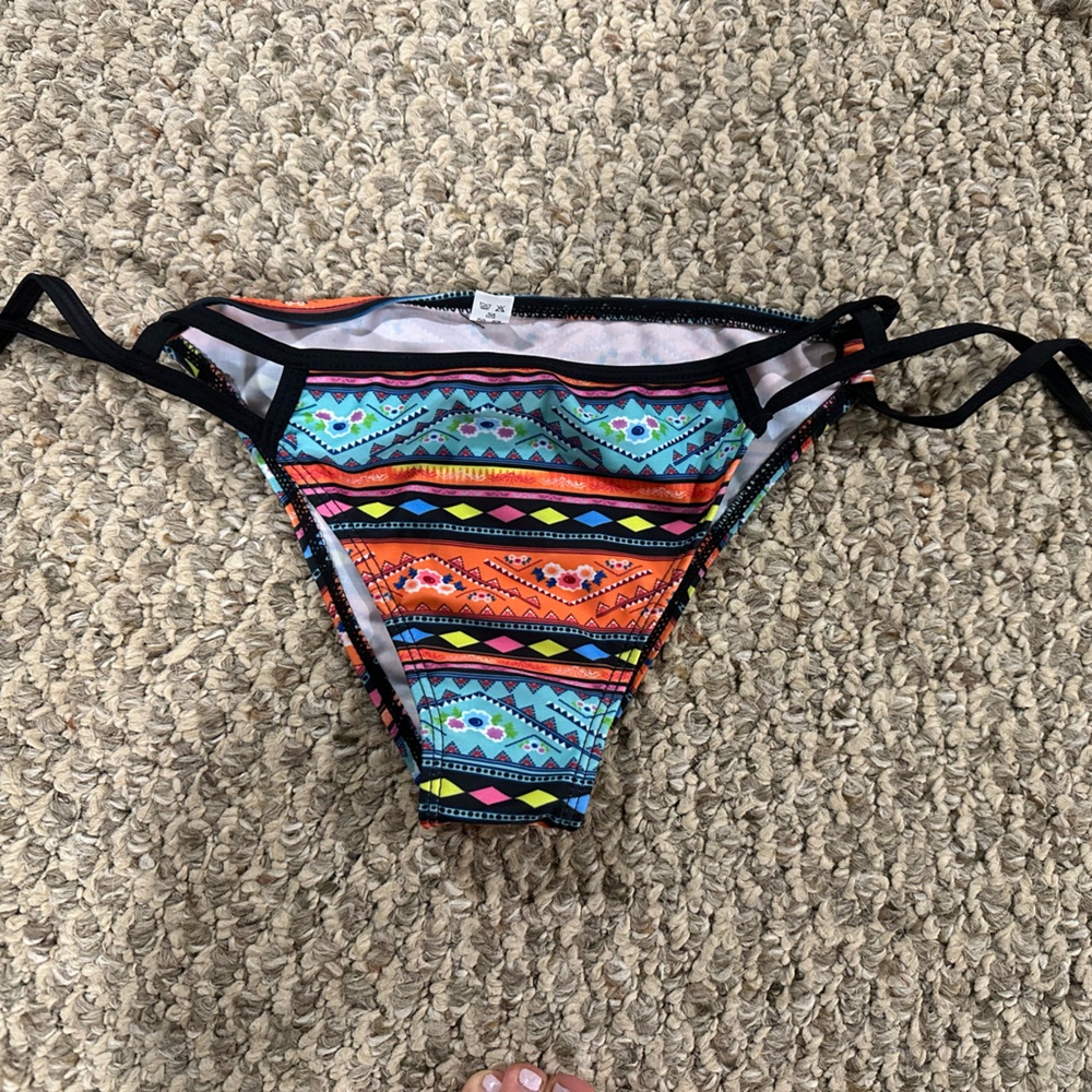 Bikini bottom never worn